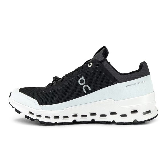 On Cloudultra Sneaker in Black & White - Running Shoes - 9.5 - Picture 5 of 14